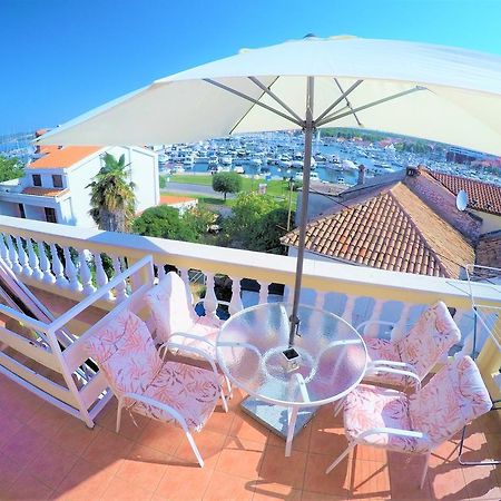 Orange City Apartment'S Repic Biograd Na Moru Exterior photo