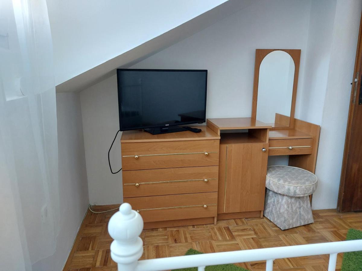 Orange City Apartment'S Repic Biograd Na Moru Exterior photo