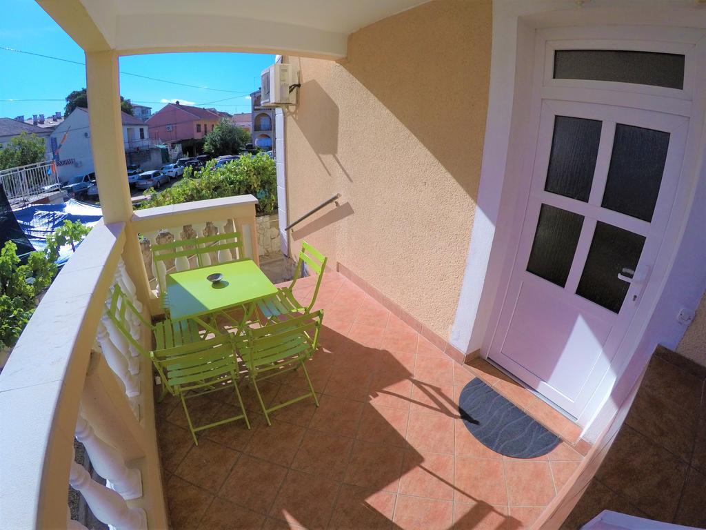 Orange City Apartment'S Repic Biograd Na Moru Exterior photo